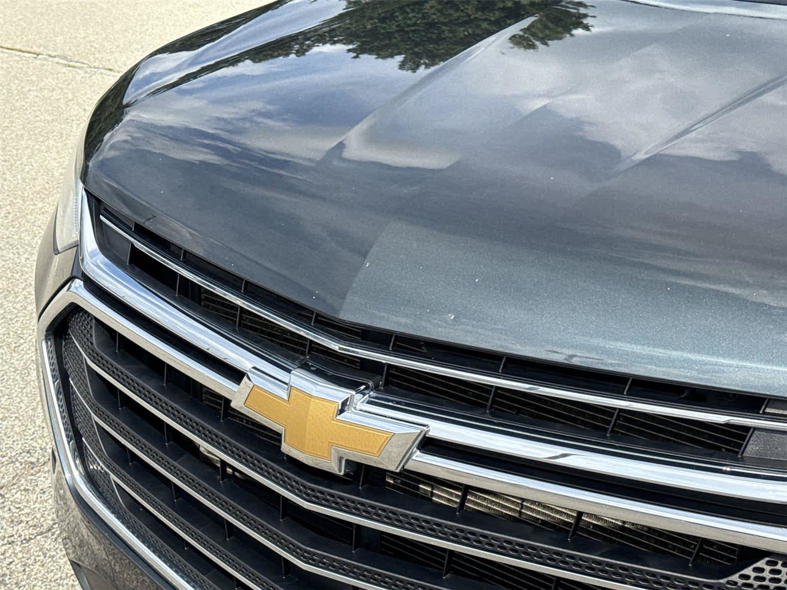 Used 2020 Chevrolet Traverse LT w/ Driver Confidence II Package AWD/4WD image 10