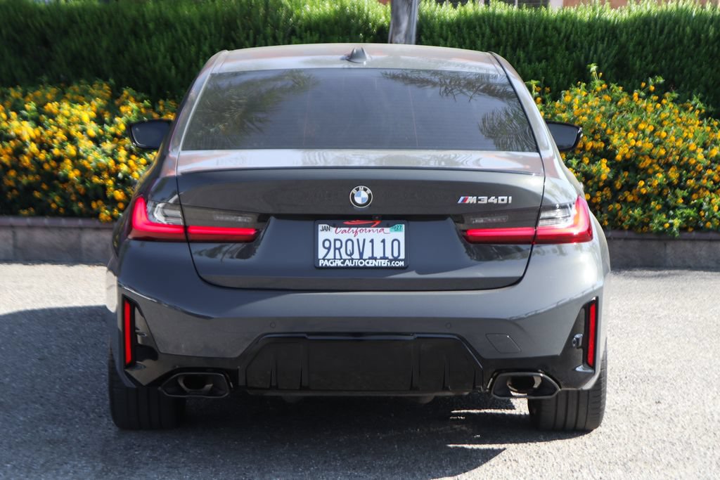 Used 2025 BMW M340i w/ Premium Package RWD image 7