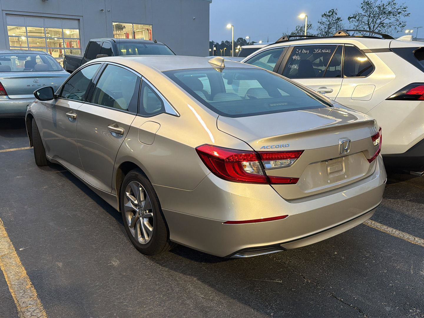 Used 2019 Honda Accord LX image 8