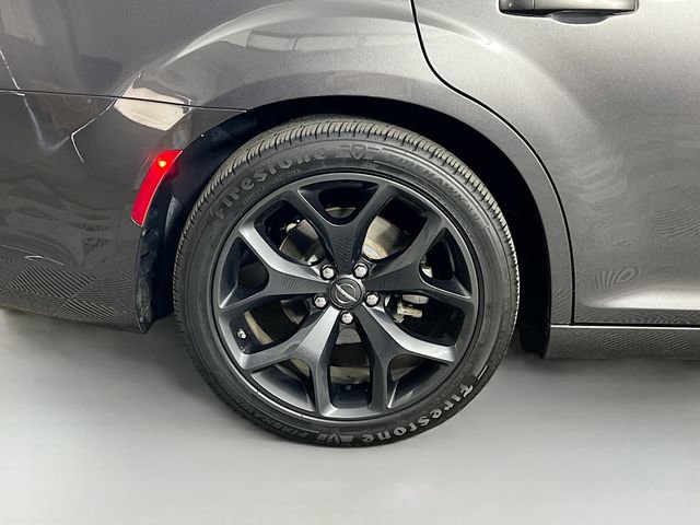 Used 2022 Chrysler 300 S image 38