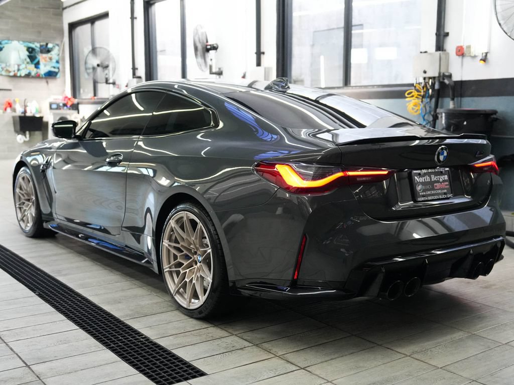 Used 2022 BMW M4 Competition w/ Executive Package RWD image 6