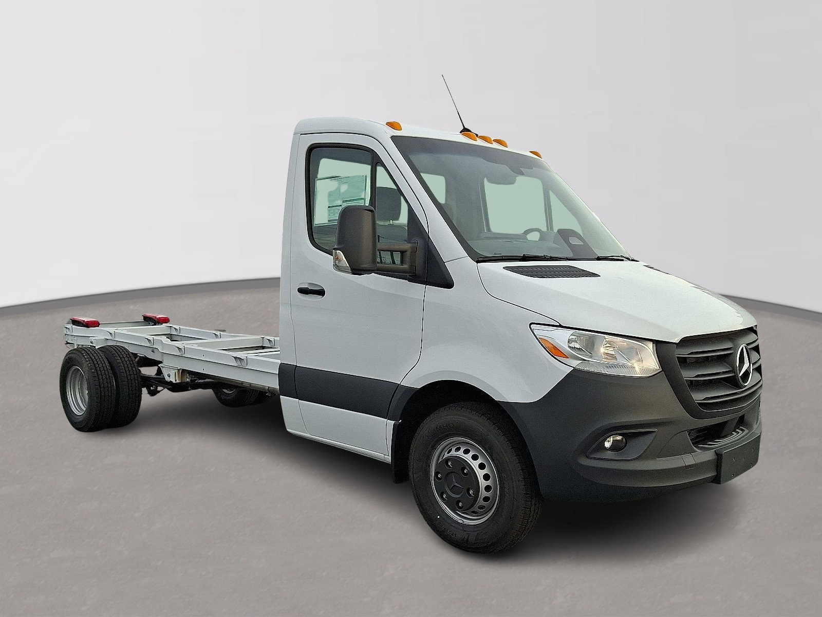 New 2026 Mercedes-Benz Sprinter 4500 image 3