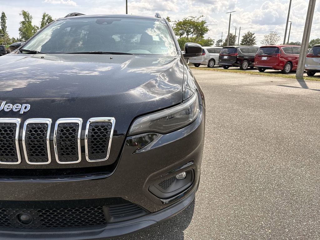 Used 2022 Jeep Cherokee Latitude Lux FWD image 9