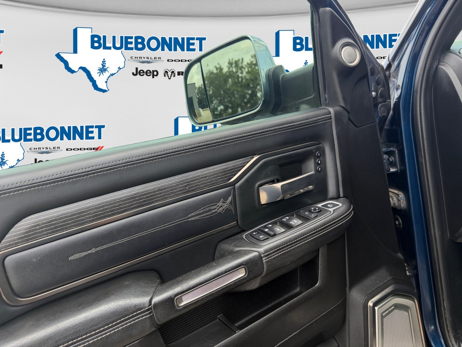 Certified 2019 RAM 2500 Limited AWD/4WD image 10