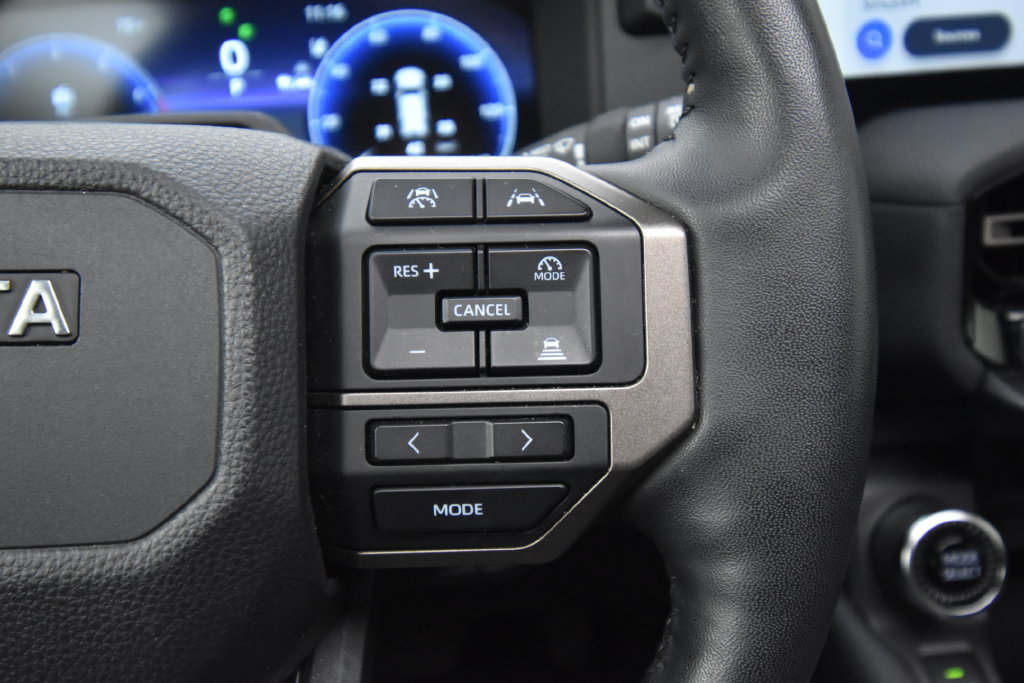 Used 2025 Toyota Land Cruiser w/ Premium Package AWD/4WD image 31