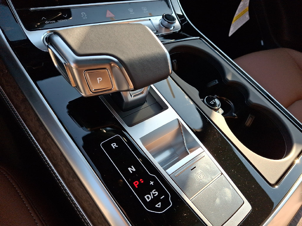 New 2027 Audi Q8 Premium Plus AWD/4WD image 8