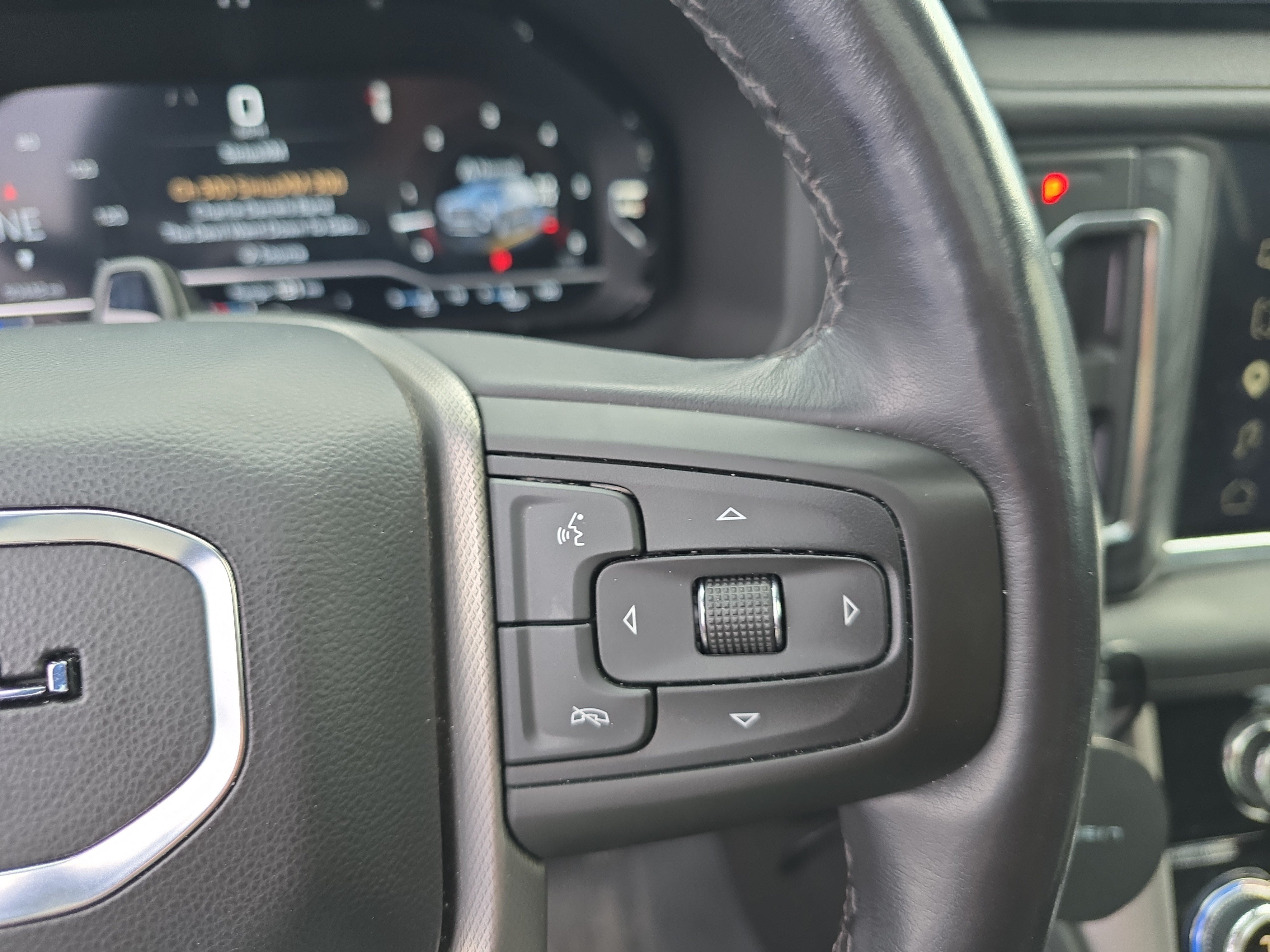 Used 2023 GMC Yukon XL Denali w/ Denali Reserve Package AWD/4WD image 32