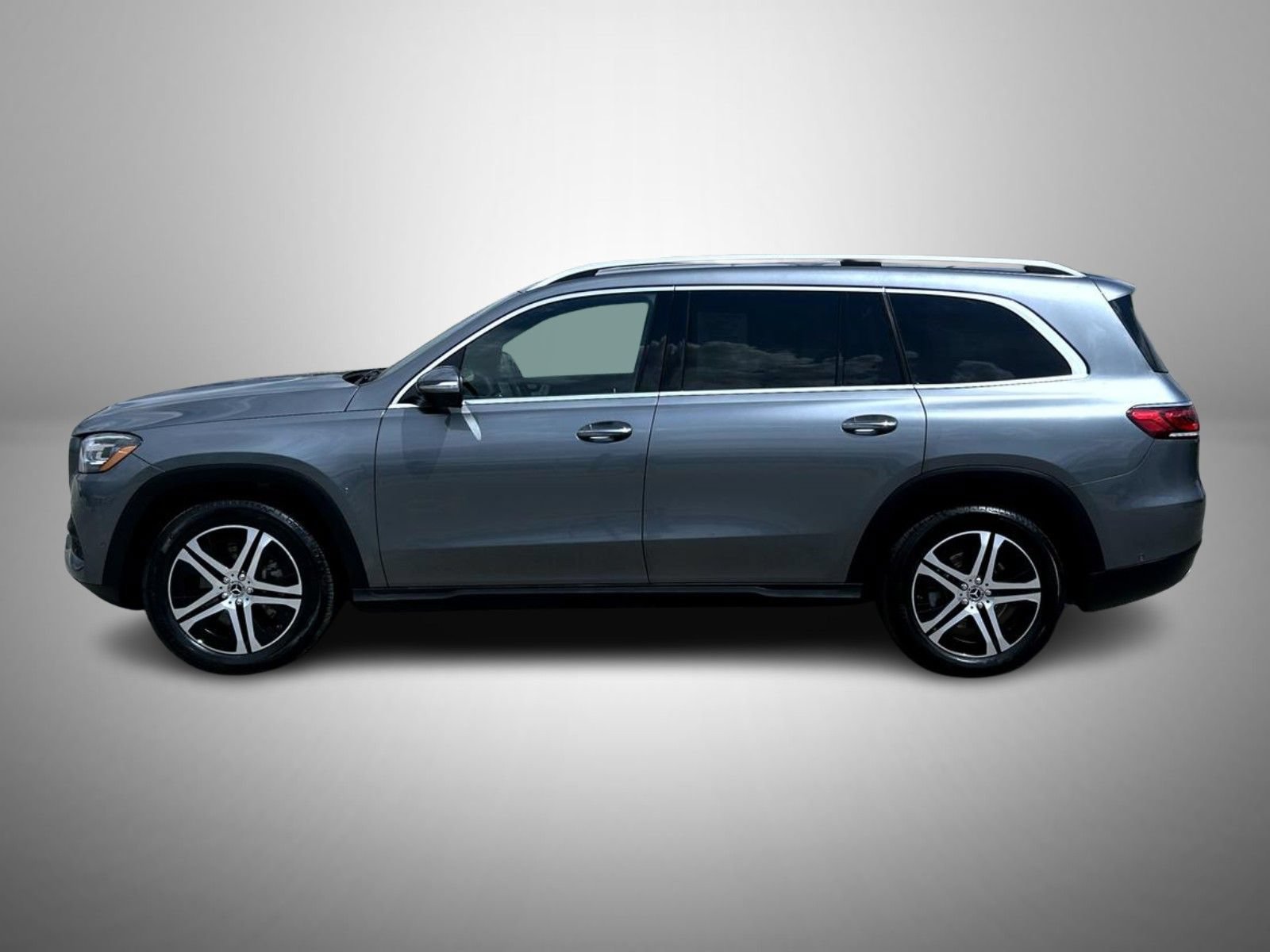 Used 2021 Mercedes-Benz GLS 450 4MATIC image 8