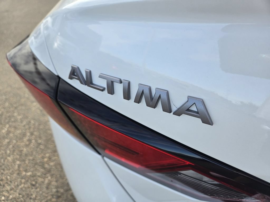 New 2026 Nissan Altima 2.5 SV FWD image 9