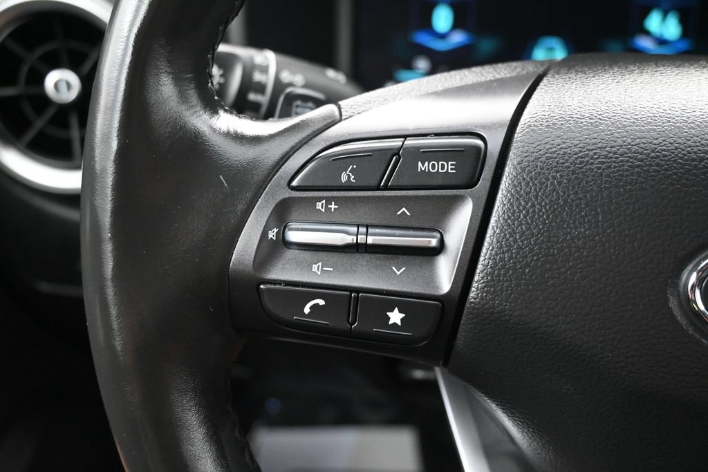 Used 2023 Hyundai Kona Limited FWD image 20