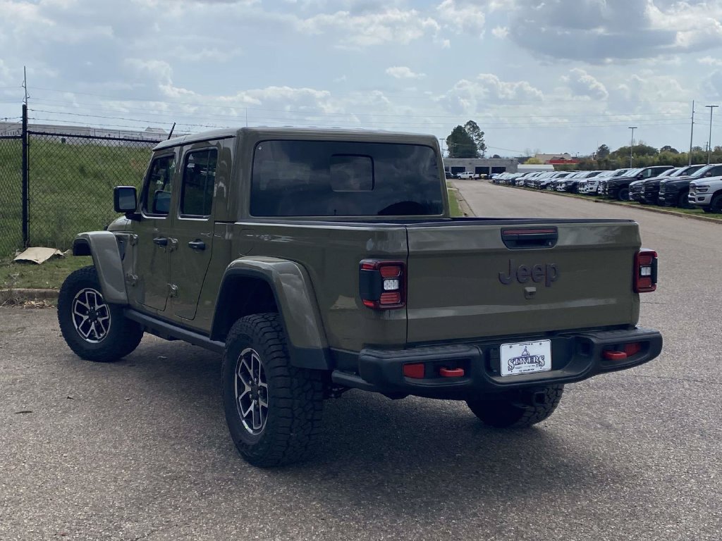 New 2026 Jeep Gladiator Rubicon w/ Steel Power Dome Hood Package AWD/4WD image 33
