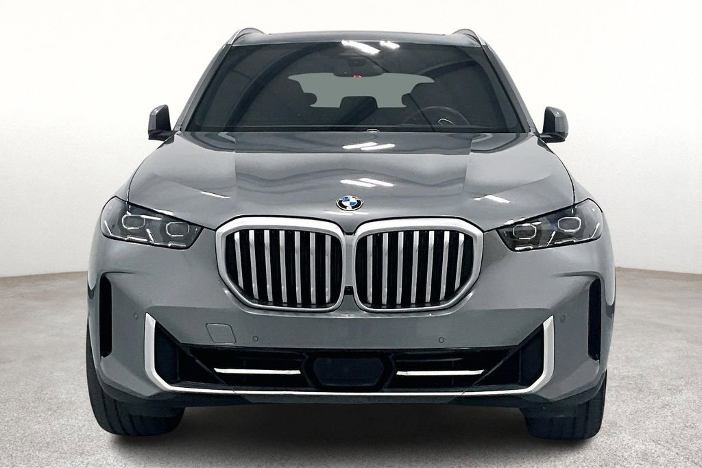 Used 2024 BMW X5 sDrive40i RWD image 3