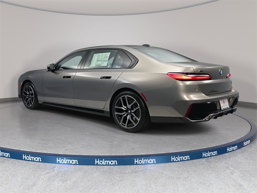 New 2026 BMW 740i xDrive w/ Executive Package image 7