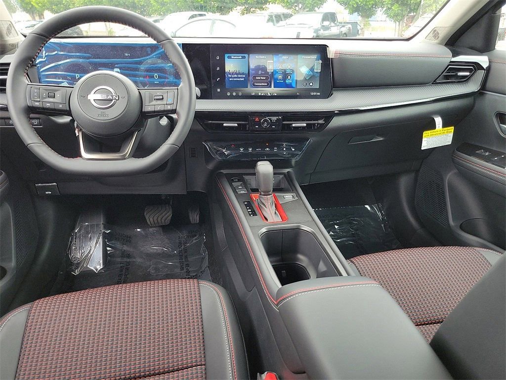 New 2026 Nissan Kicks SR w/ SR Premium Package image 4