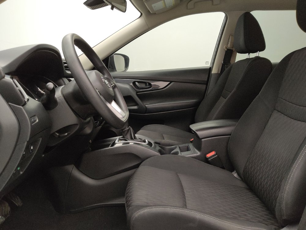 Used 2019 Nissan Rogue S image 17