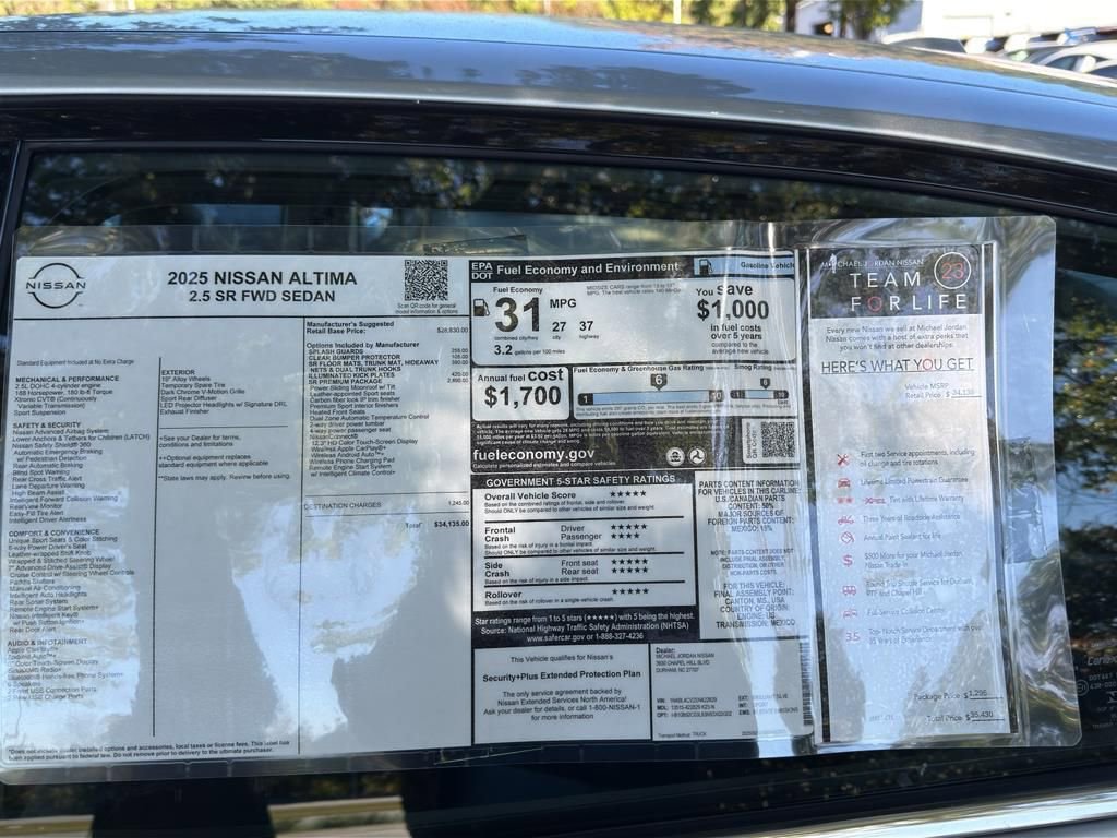 New 2025 Nissan Altima 2.5 SR image 12