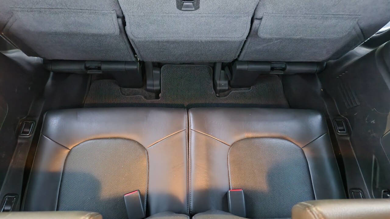 Used 2011 Nissan Pathfinder Silver image 40