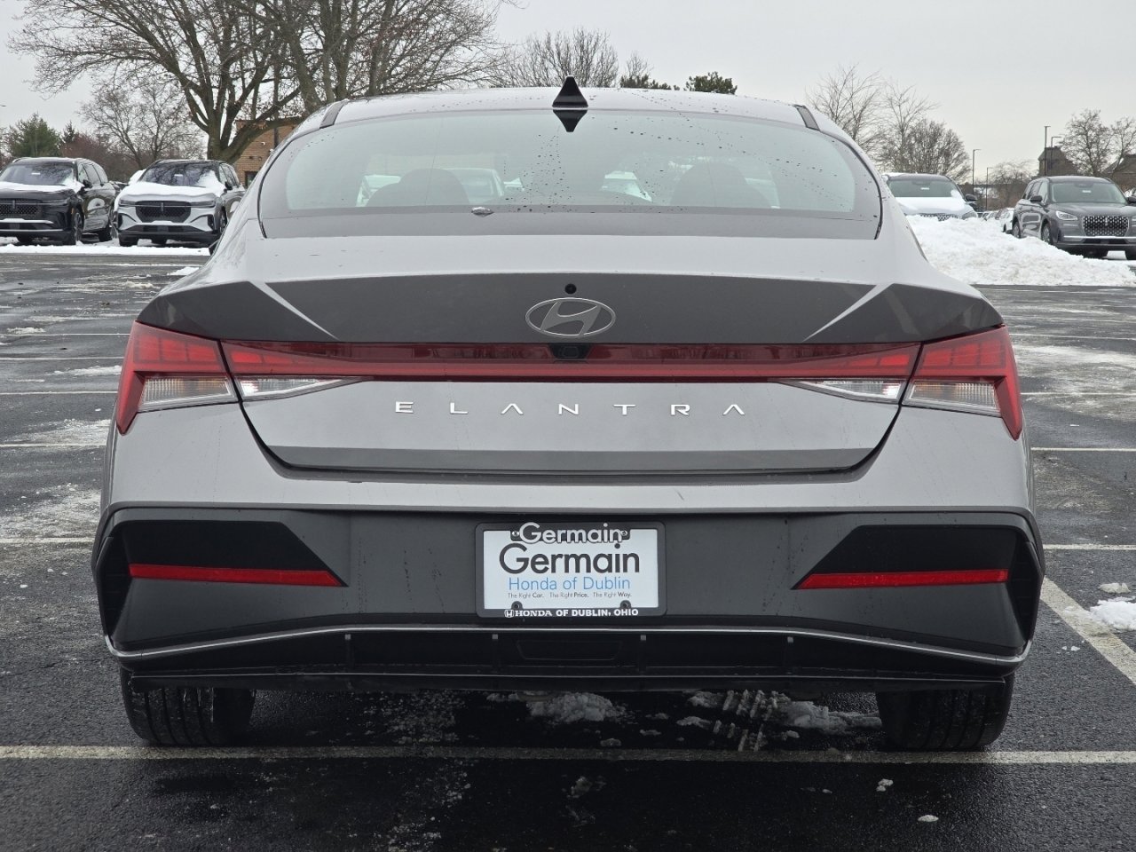 Used 2025 Hyundai Elantra SEL image 14