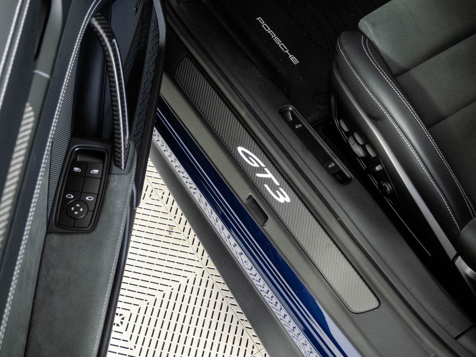 Used 2026 Porsche 911 GT3 RWD image 8