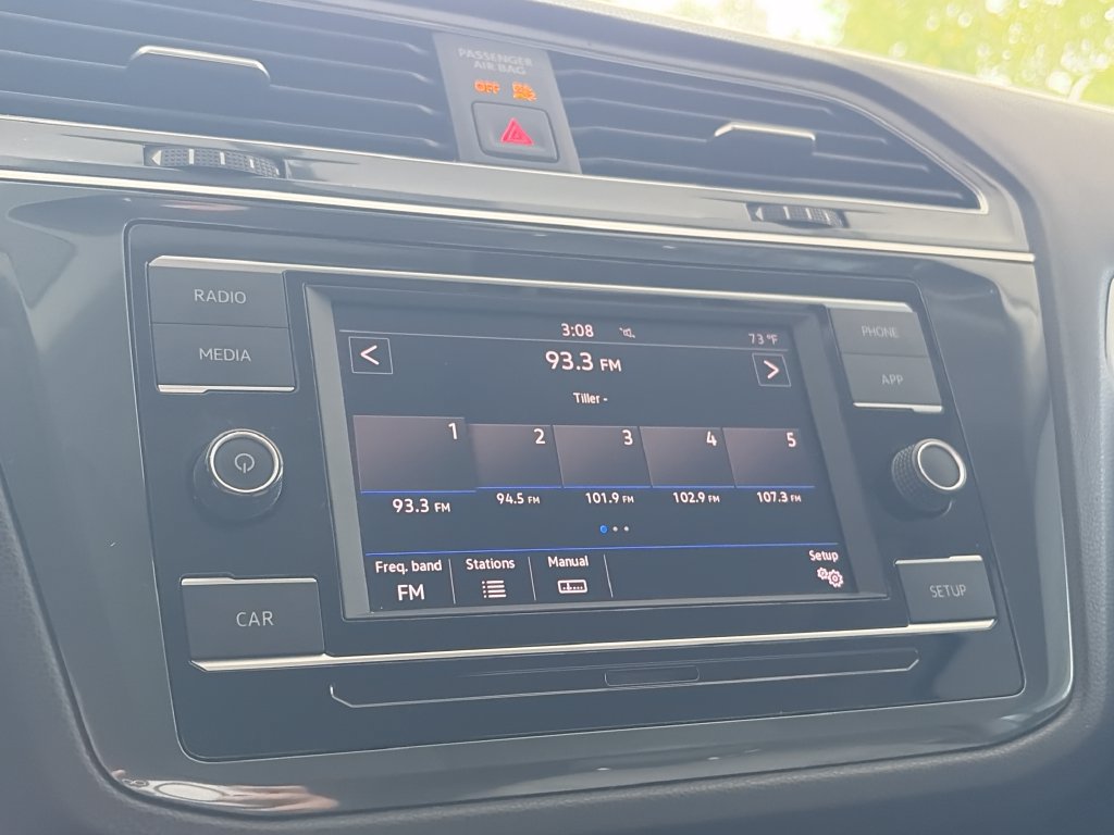 Used 2019 Volkswagen Tiguan S FWD image 17