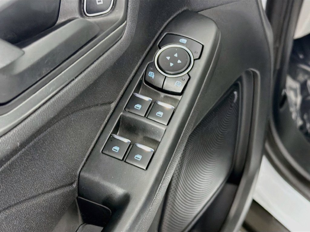 Used 2025 Ford Escape Active FWD image 17