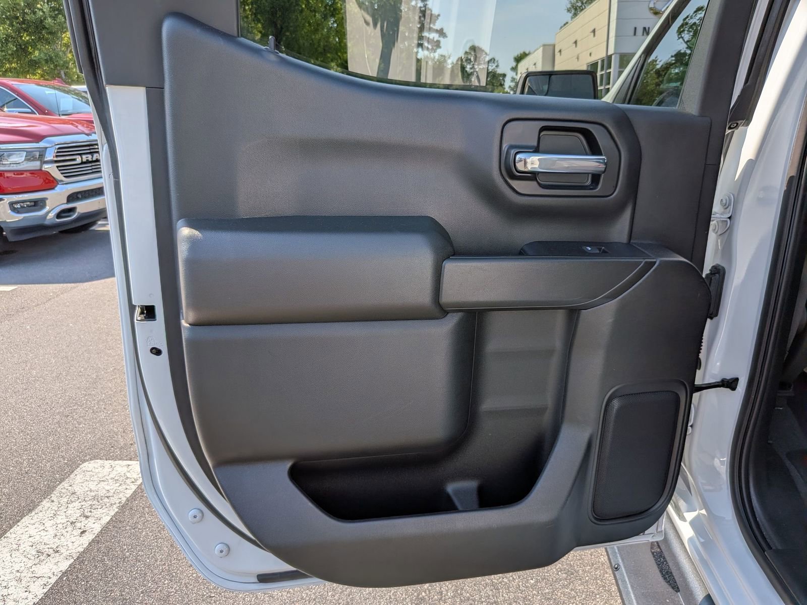 Used 2022 Chevrolet Silverado 1500 Custom AWD/4WD image 26