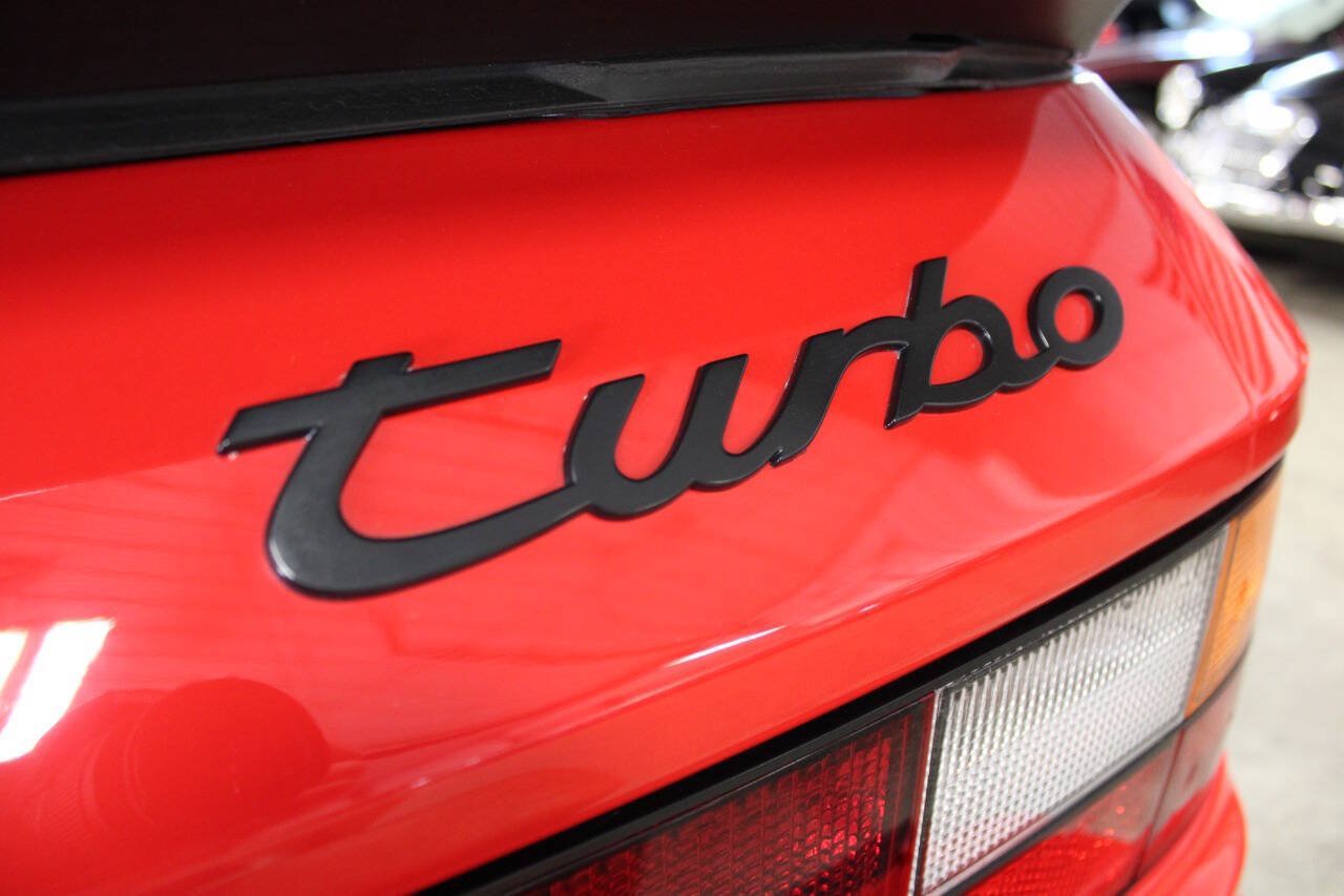 Used 1987 Porsche 944 Turbo RWD image 12