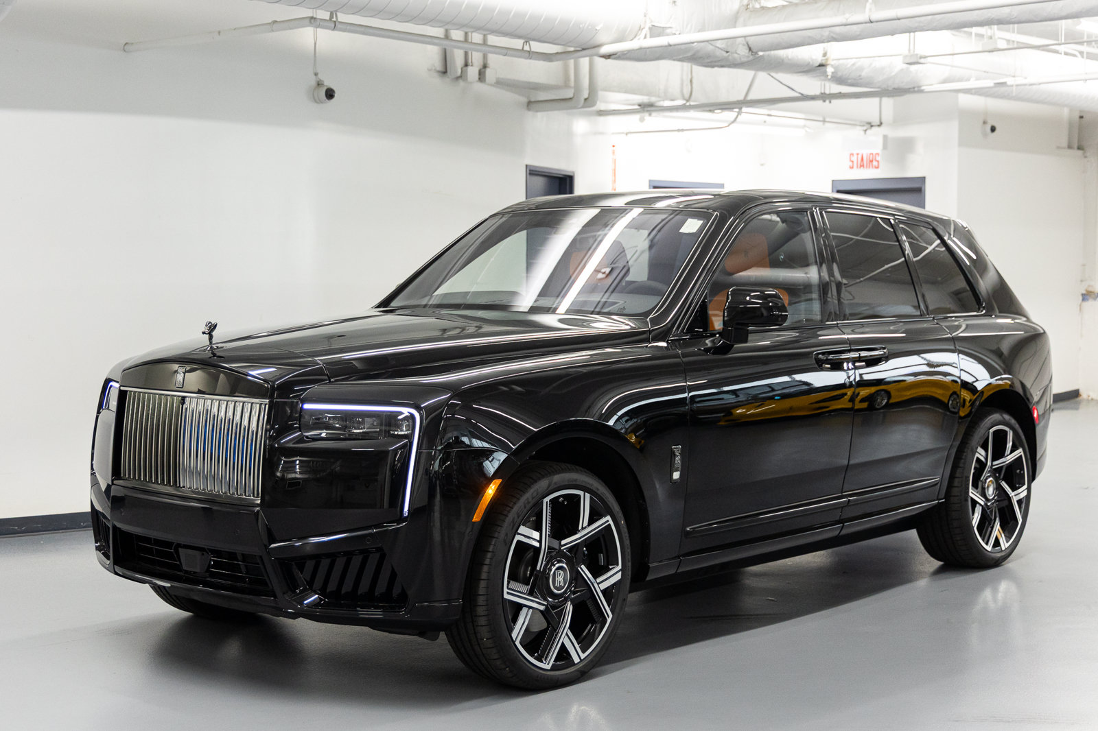 New 2027 Rolls-Royce Cullinan Black Badge AWD/4WD image 1