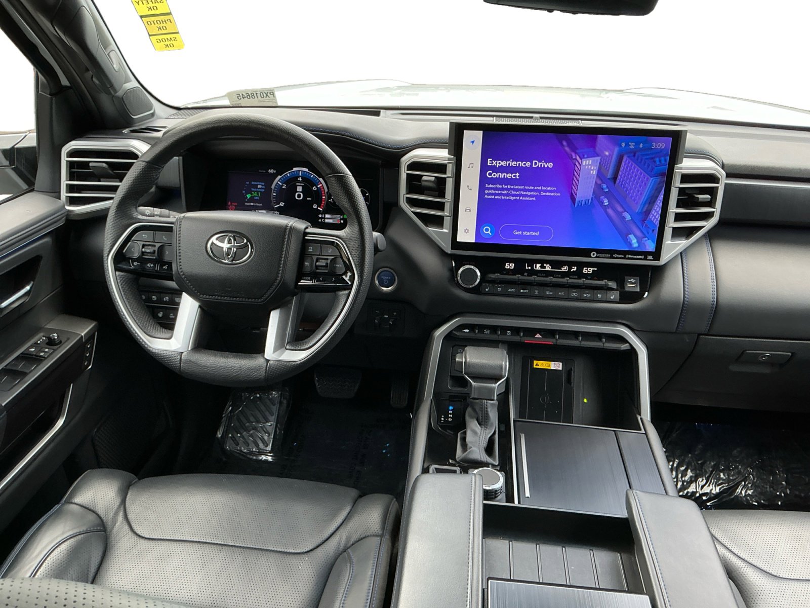 Used 2023 Toyota Sequoia Platinum image 15