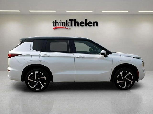 Used 2024 Mitsubishi Outlander SEL image 5