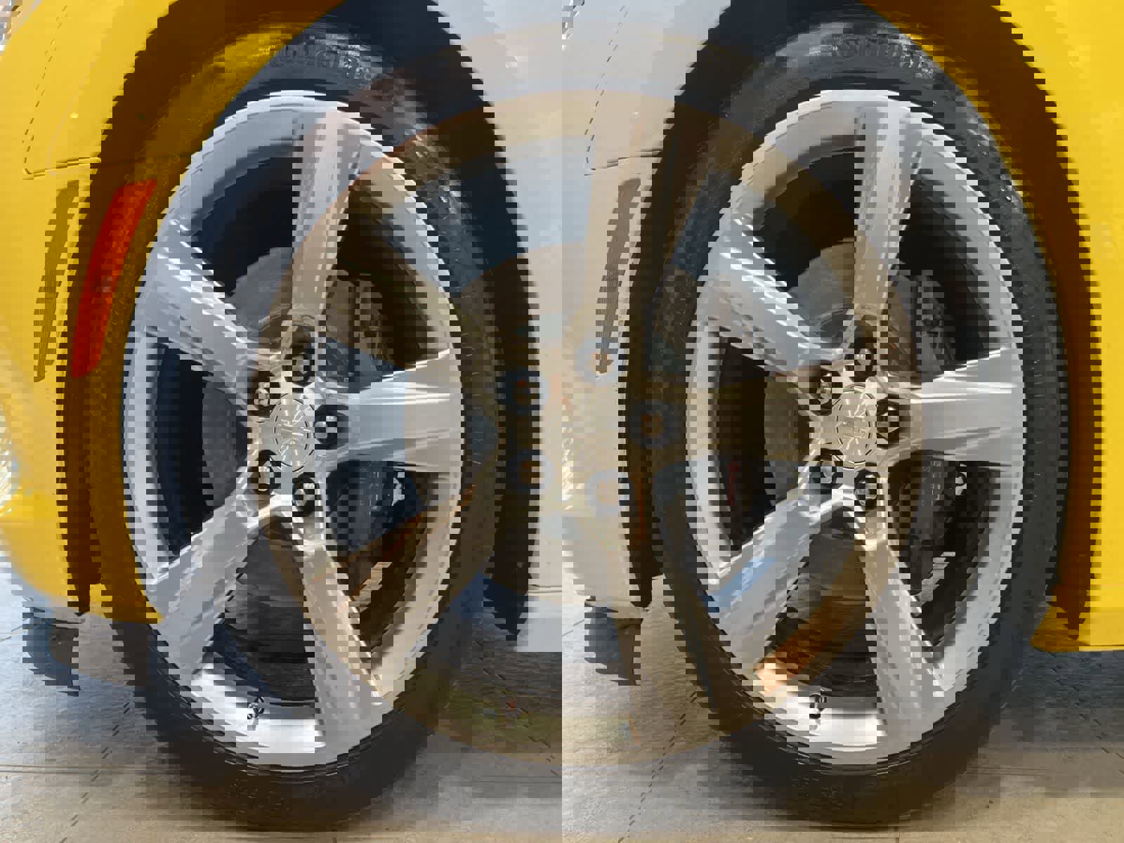 Used 2017 Chevrolet Camaro SS image 9