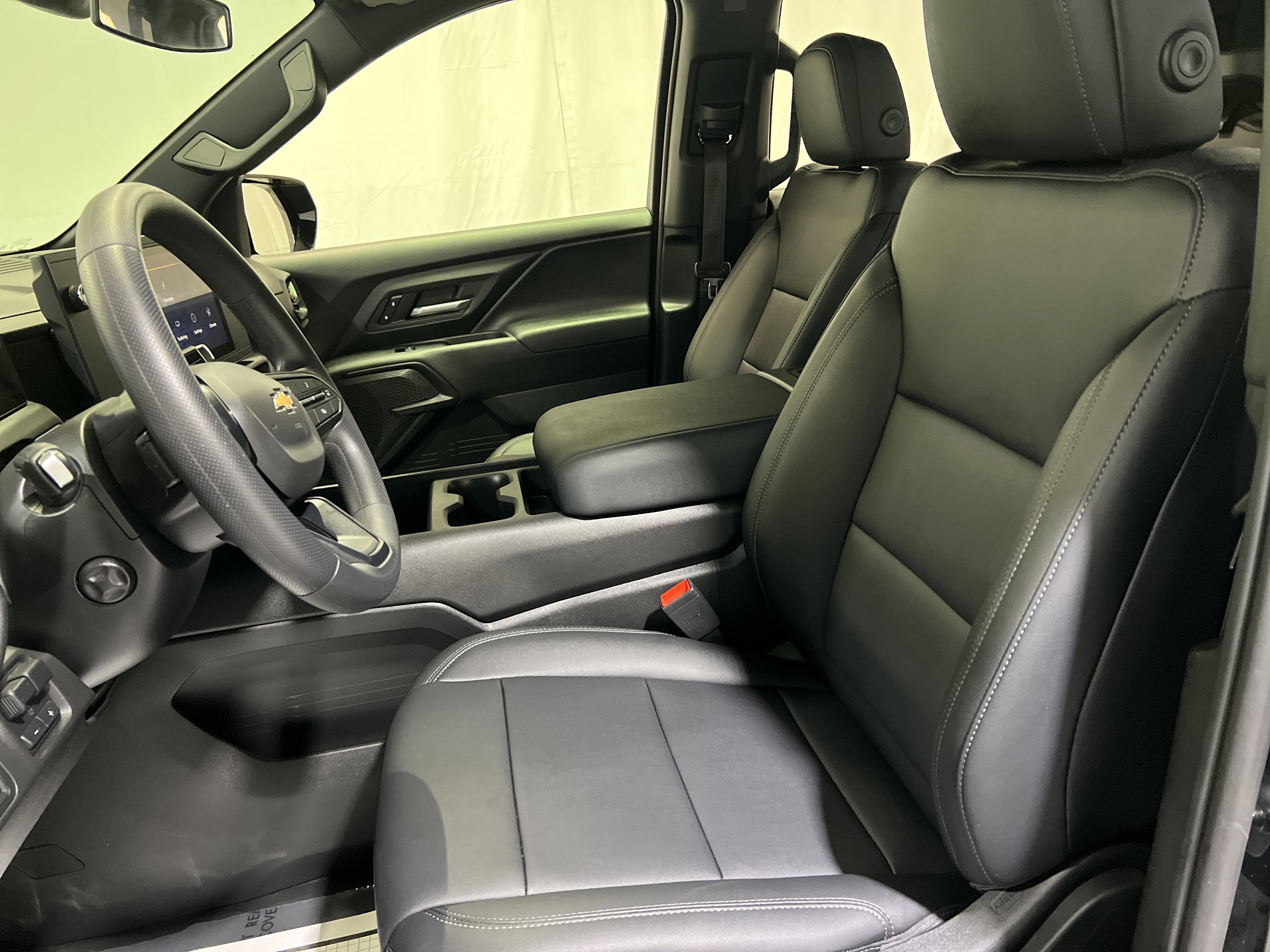 Certified 2024 Chevrolet Silverado EV W/T image 17