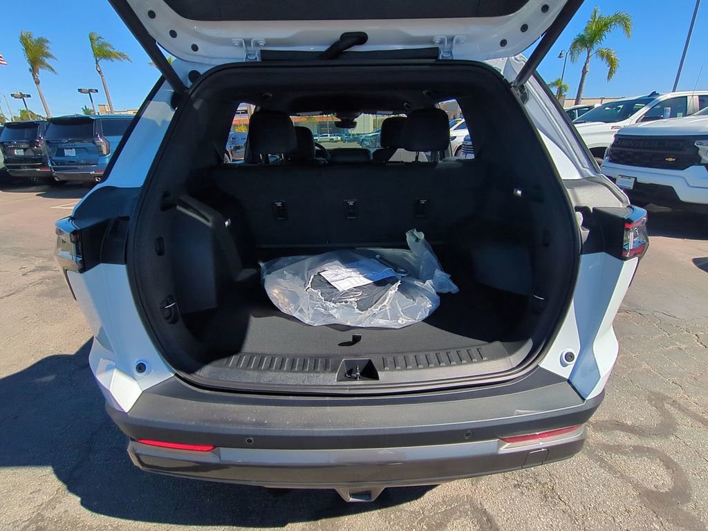 Used 2026 Chevrolet Equinox ACTIV w/ Safety and Technology Package image 25