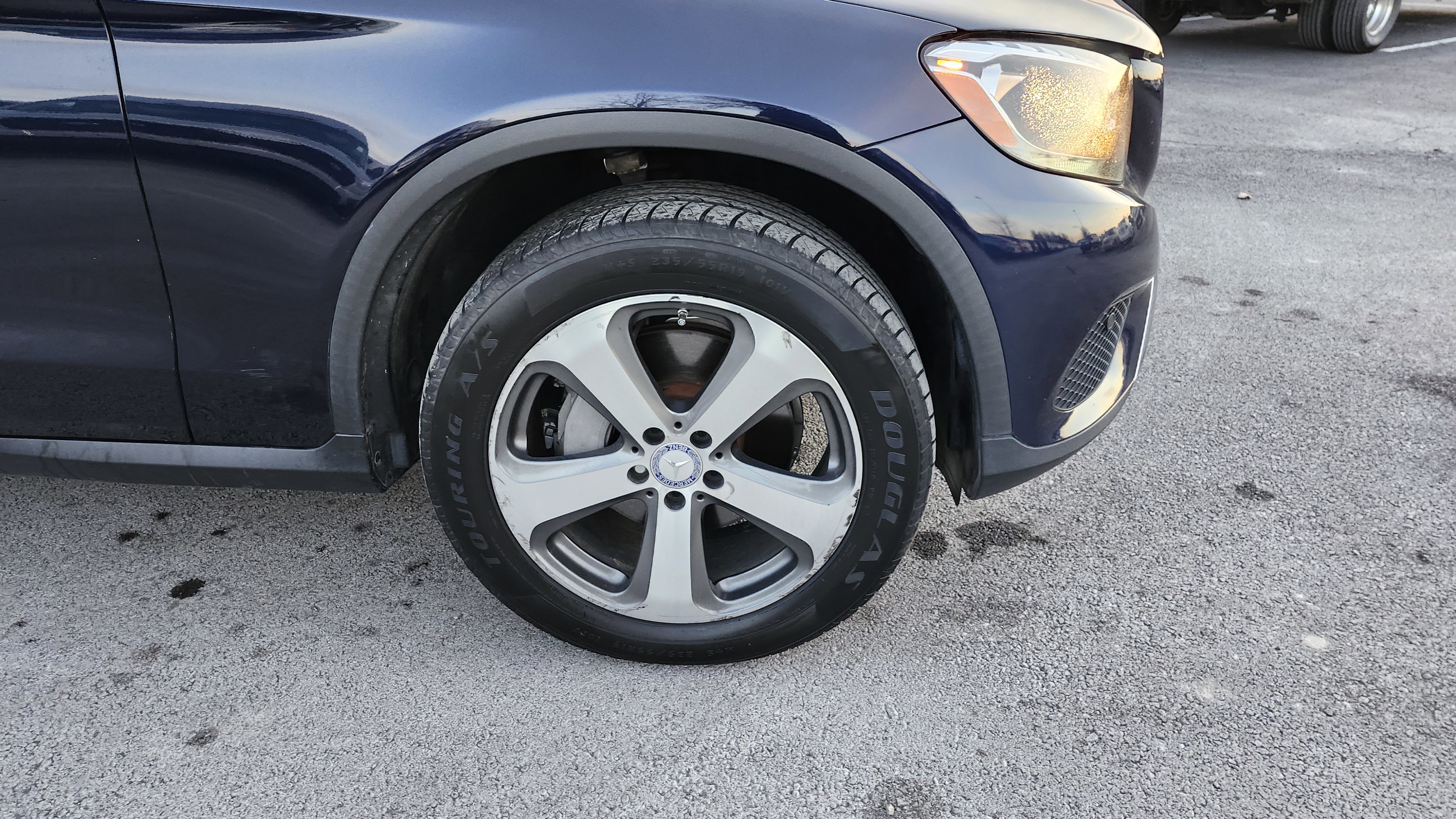 Used 2017 Mercedes-Benz GLC 300 w/ Premium 1 Package image 12