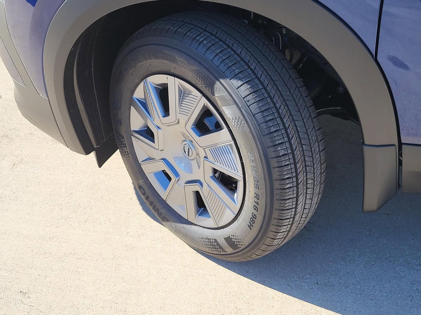 New 2026 Nissan Kicks S image 12