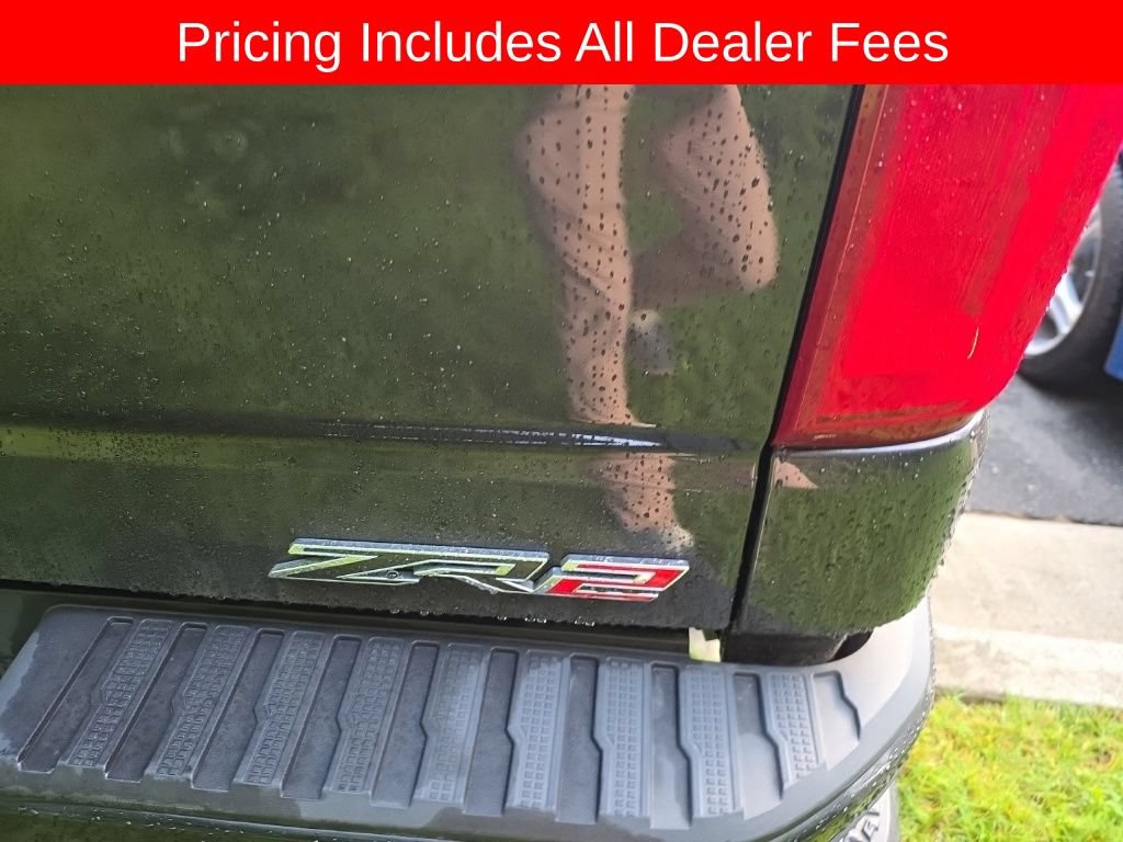 Used 2022 Chevrolet Silverado 1500 ZR2 w/ Technology Package AWD/4WD image 12