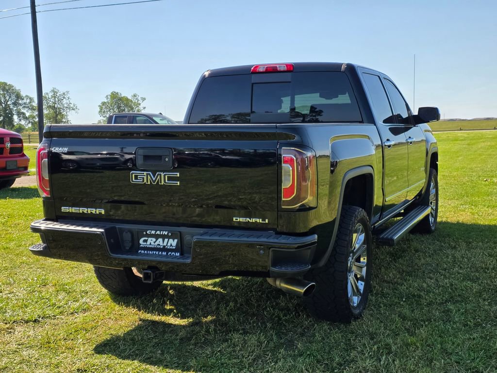Used 2016 GMC Sierra 1500 Denali w/ Denali Ultimate Package AWD/4WD image 8