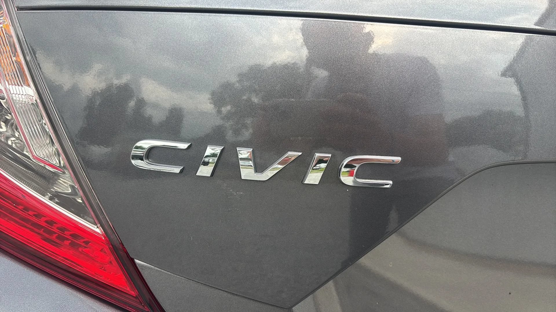 Used 2021 Honda Civic Sport image 5