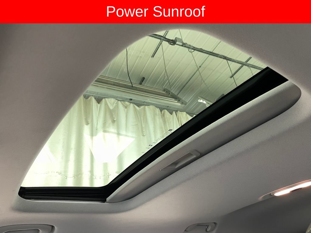 Certified 2024 Chevrolet Trax ACTIV w/ Sunroof Package FWD image 4