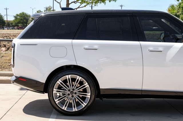 New 2026 Land Rover Range Rover SE AWD/4WD image 9