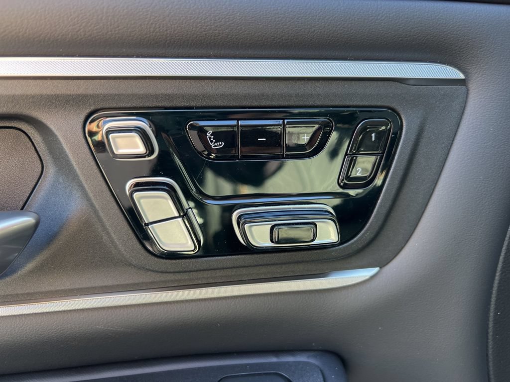 New 2026 RAM 1500 Tungsten AWD/4WD image 13