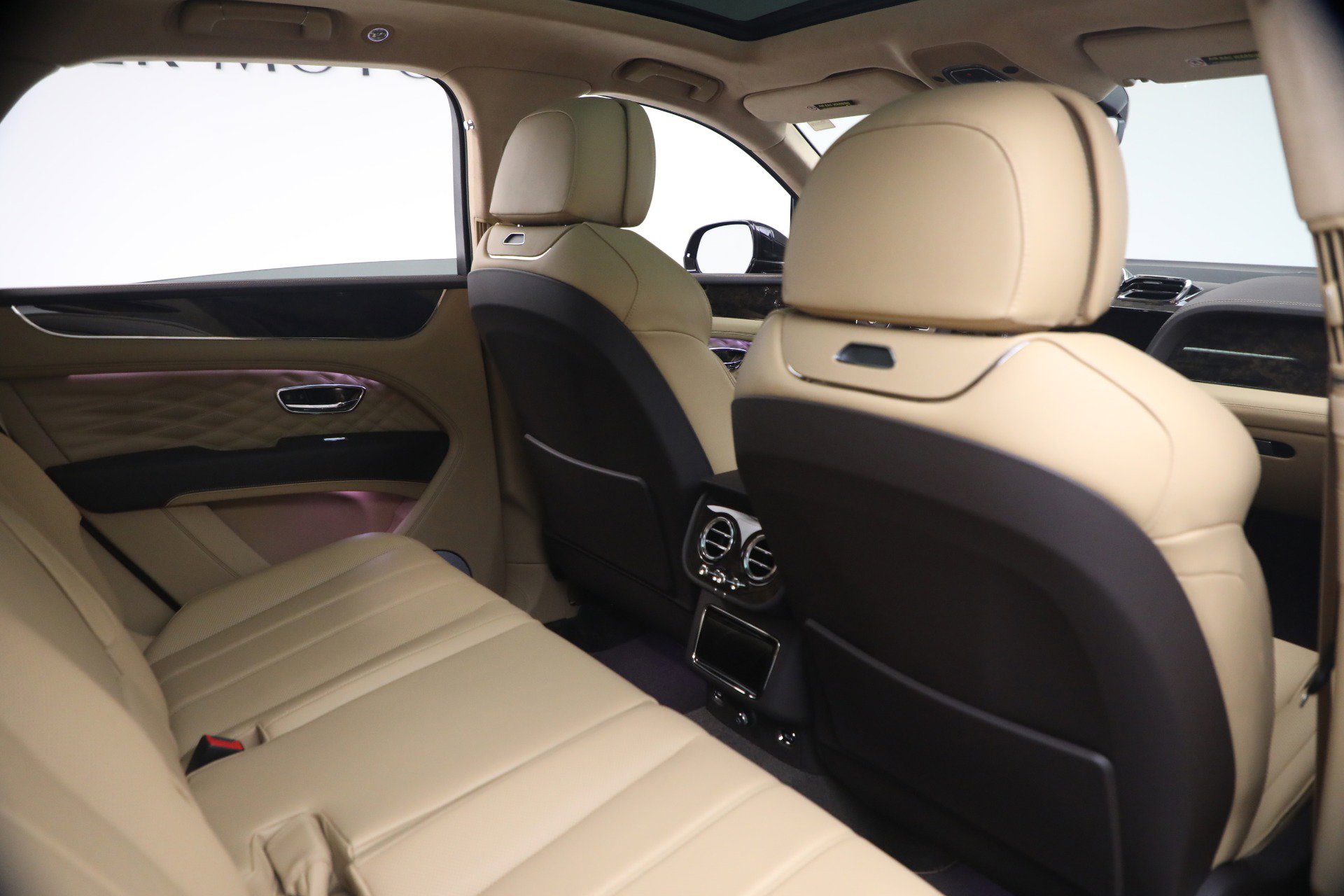 New 2026 Bentley Bentayga AWD/4WD image 29