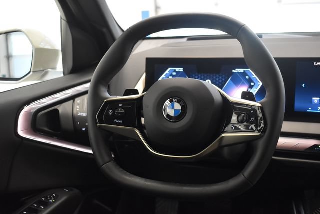 Used 2025 BMW X3 xDrive30i AWD/4WD image 24