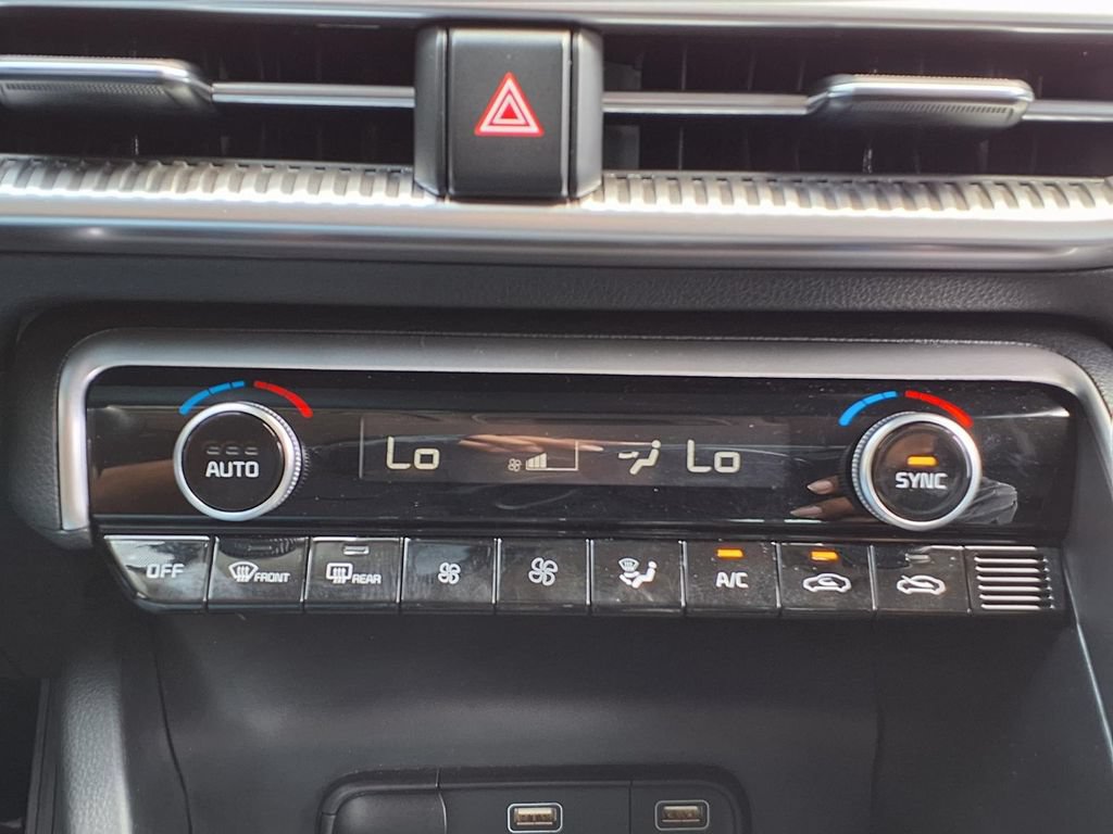 Used 2024 Kia K5 LXS FWD image 17