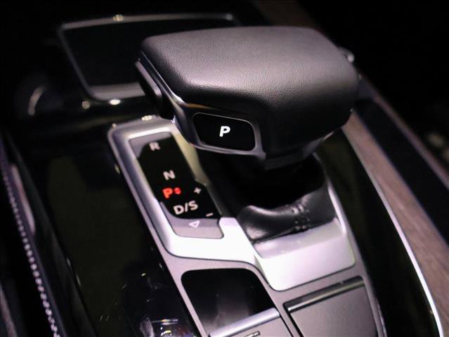 Used 2023 Audi Q5 e Premium Plus w/ Premium Plus Package image 17