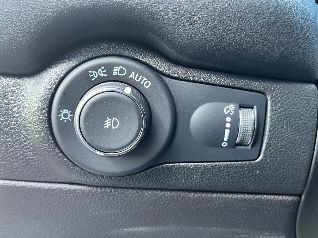 Used 2022 Dodge Durango R/T image 11