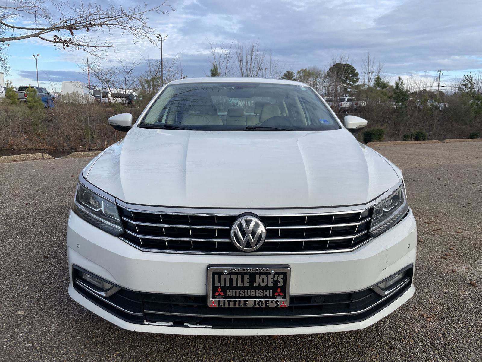 Used 2017 Volkswagen Passat 1.8T SE image 7