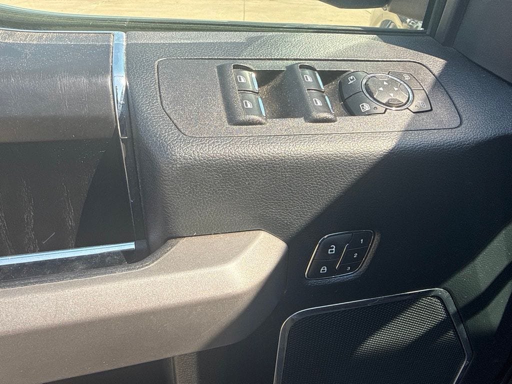 Used 2019 Ford F150 Platinum RWD image 8