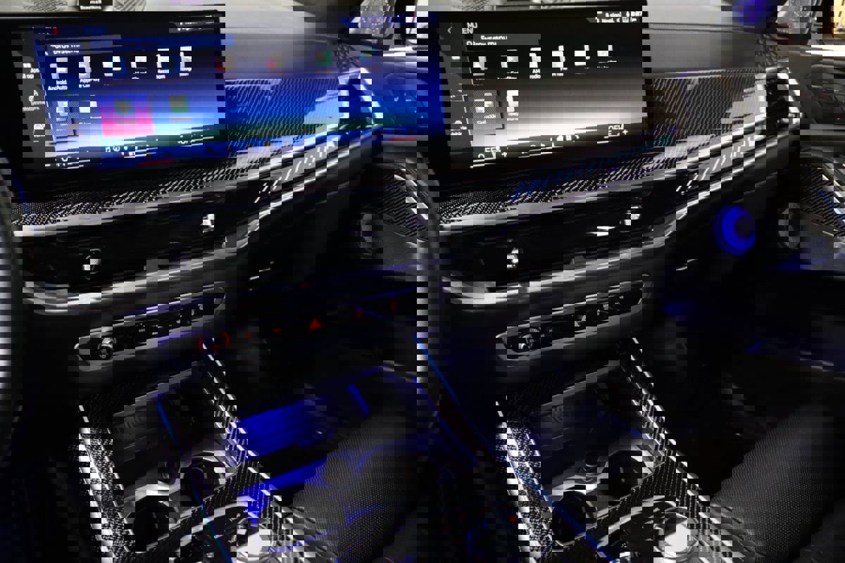 Used 2024 BMW X7 M60i image 55