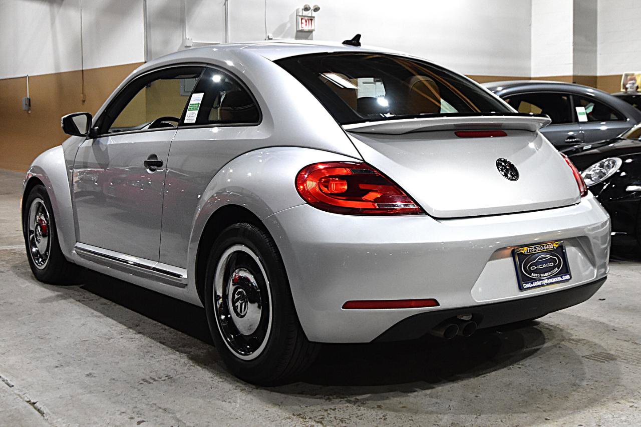 Used 2015 Volkswagen Beetle 1.8T Classic FWD image 6